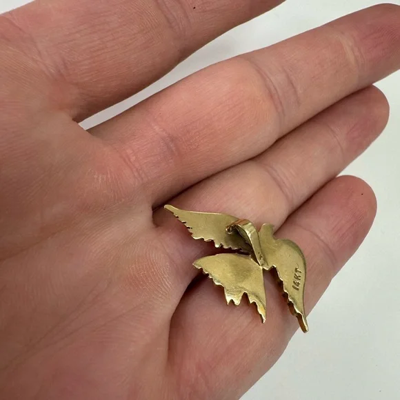Flying dove 14K solid yellow gold pendan